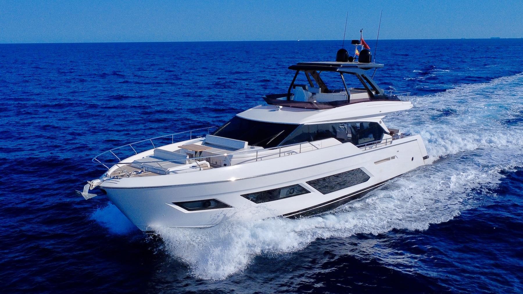 2024 FERRETTI YACHTS 720 